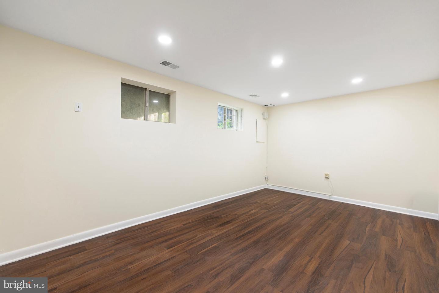 8802 Tamar Dr #14-1 Property Photo 26