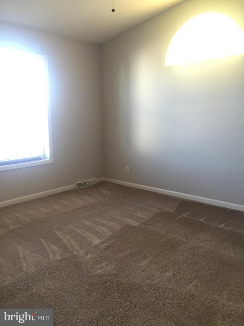 7532 Cove Point Way Property Photo 12