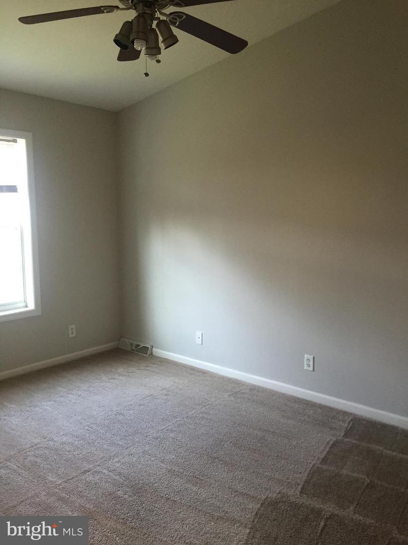 7532 Cove Point Way Property Photo 16