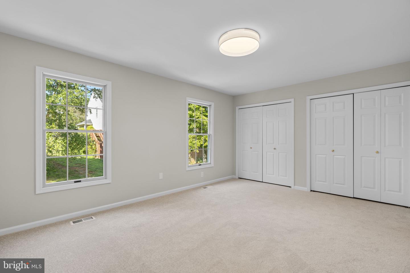 9402 Steeple Ct Property Photo 28