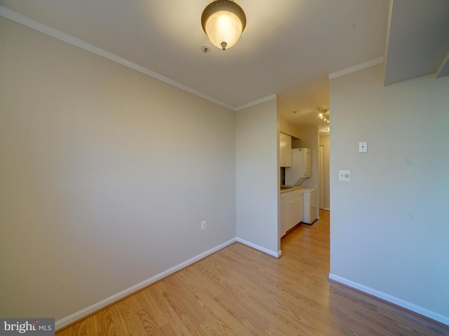 8513 Falls Run Rd #f Property Photo 11