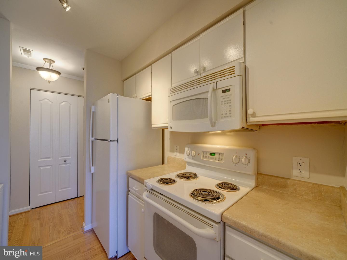 8513 Falls Run Rd #f Property Photo 15