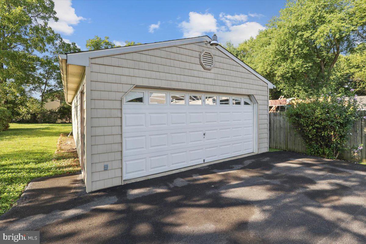 MDHW2072992 Property Photo 2
