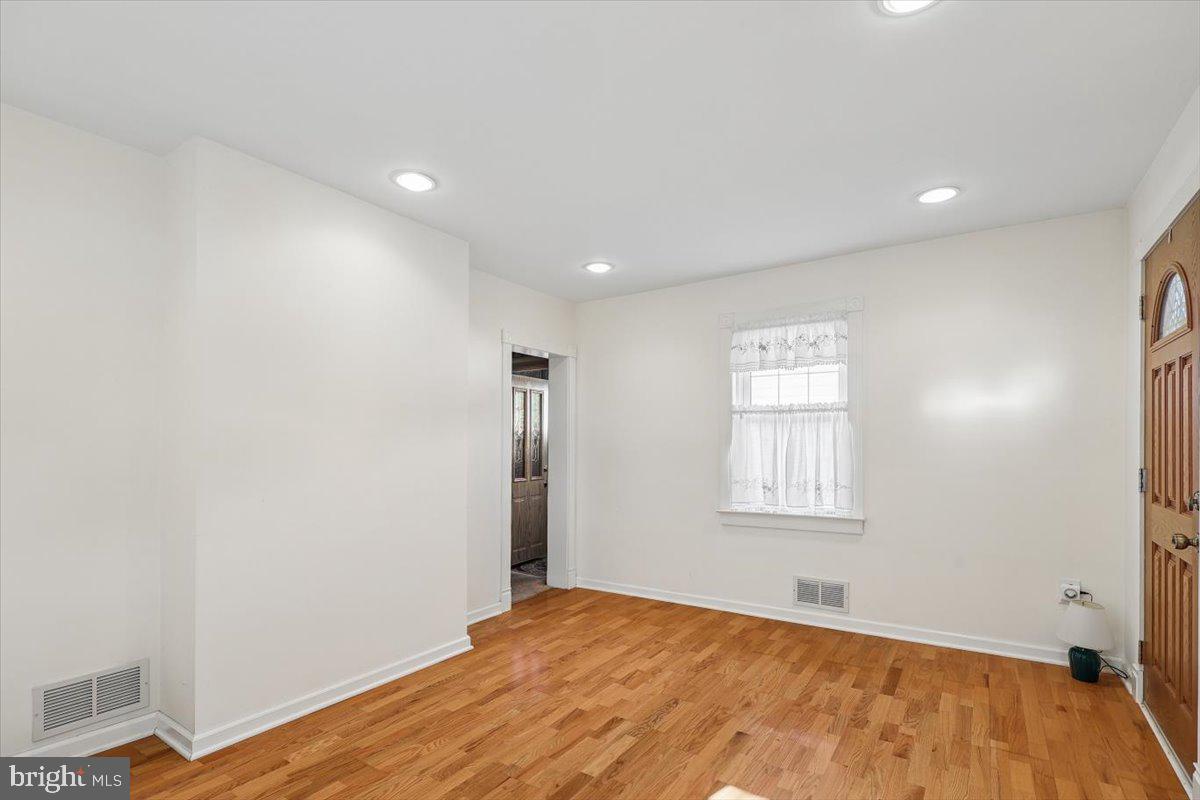 MDHW2072992 Property Photo 5