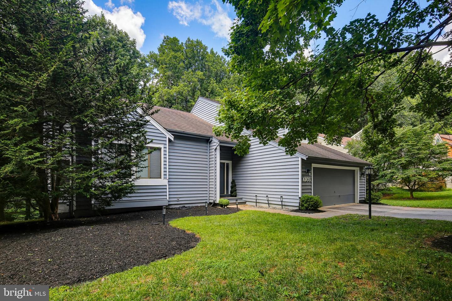 6103 Triangle Dr Property Photo 4