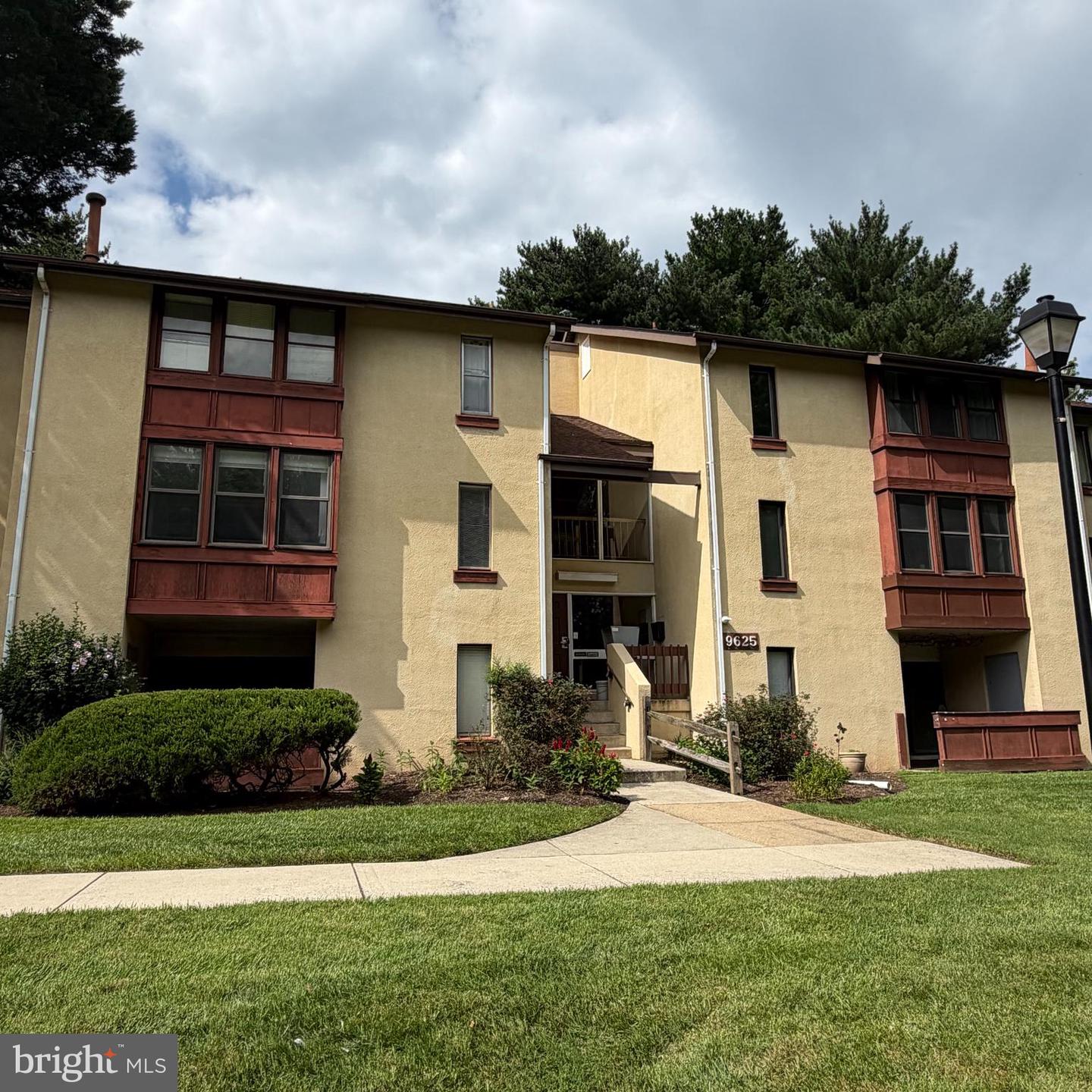 9625 Whiteacre Rd #c-1 Property Photo 1