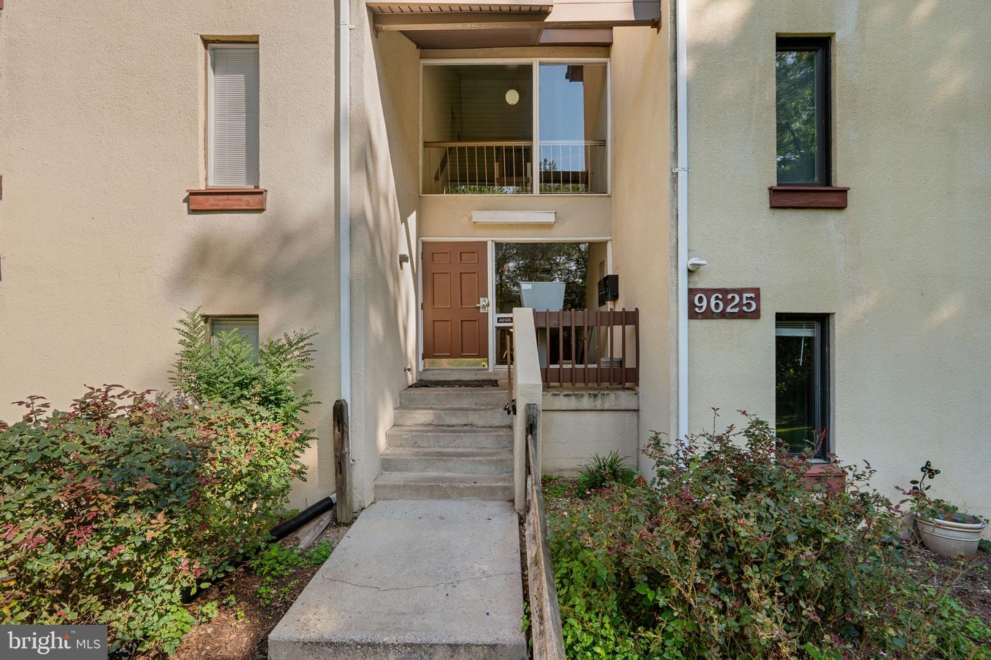 9625 Whiteacre Rd #c-1 Property Photo 4