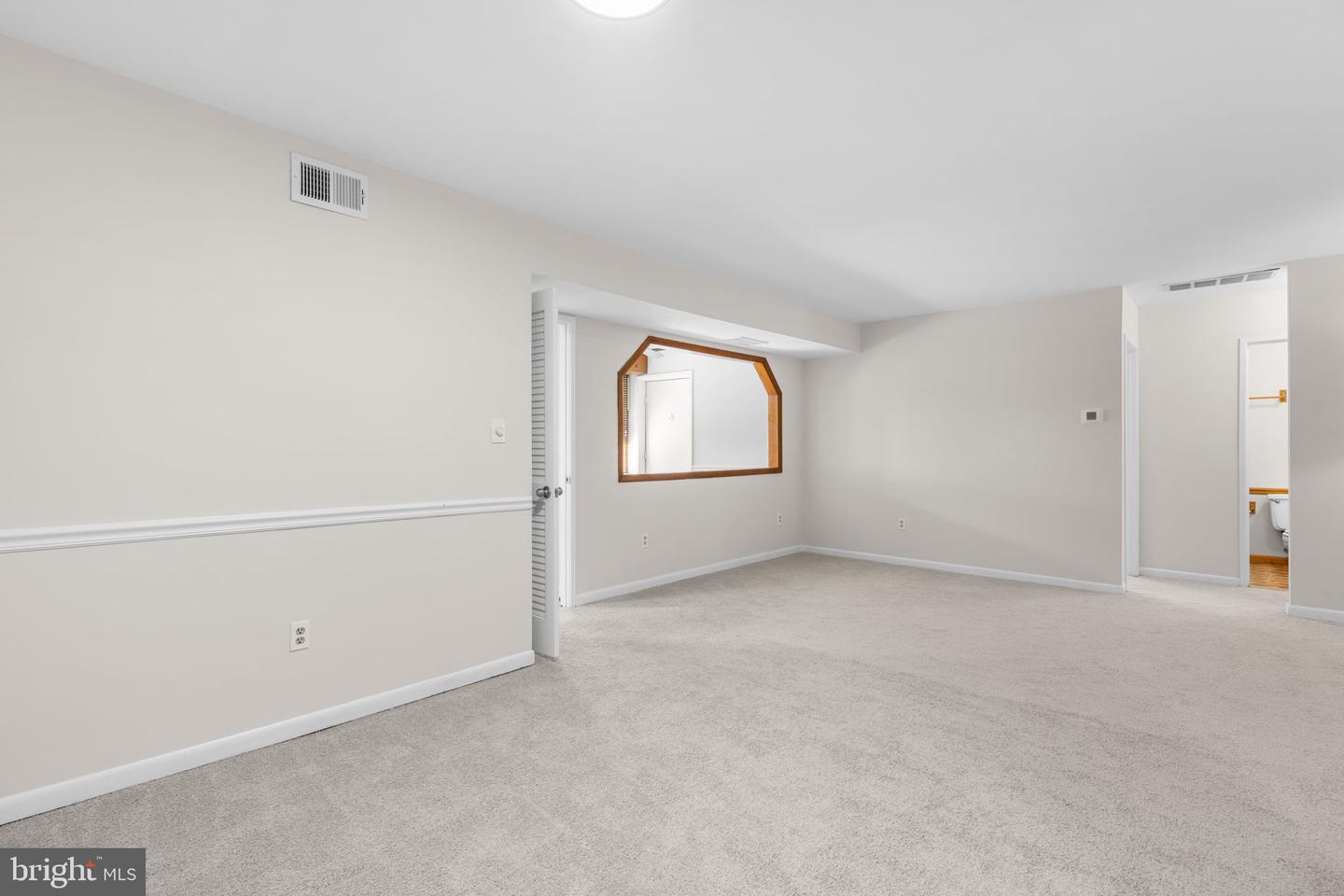 9625 Whiteacre Rd #c-1 Property Photo 14