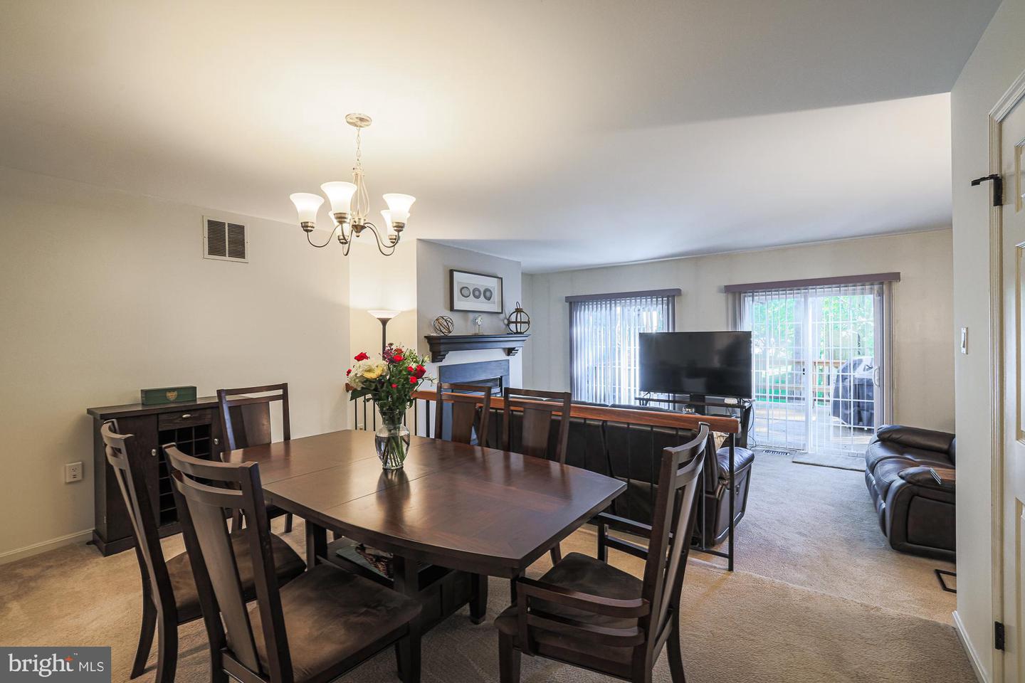 7477 Swan Point Way #4-2 Property Photo 4