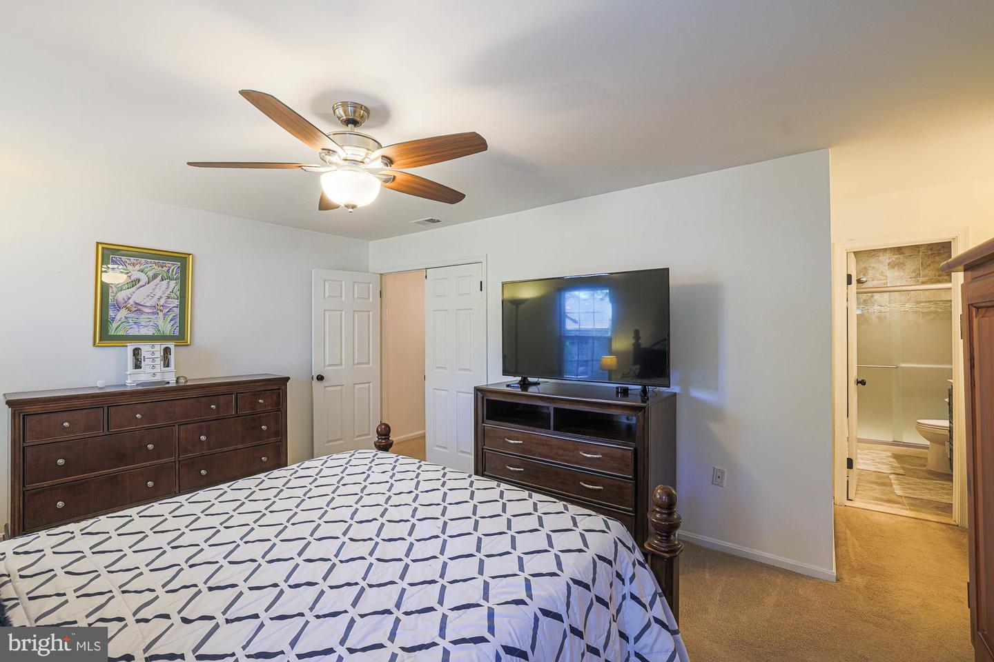 7477 Swan Point Way #4-2 Property Photo 25