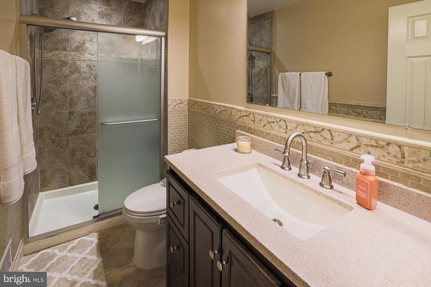 7477 Swan Point Way #4-2 Property Photo 26