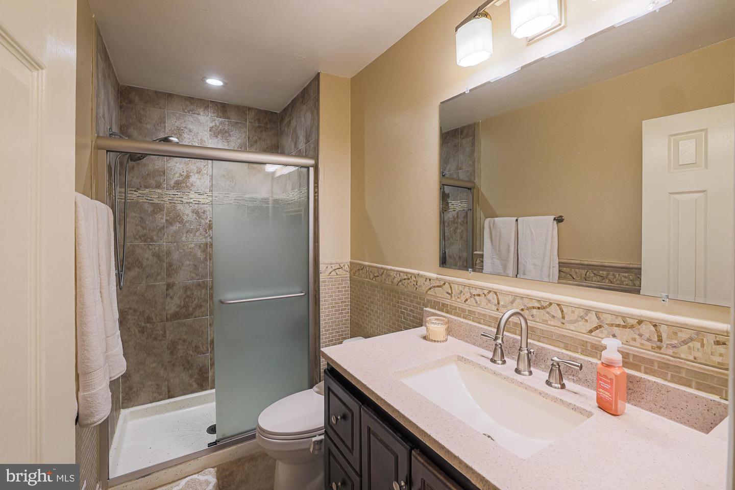 7477 Swan Point Way #4-2 Property Photo 27