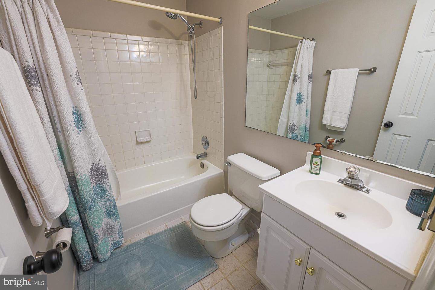 7477 Swan Point Way #4-2 Property Photo 38