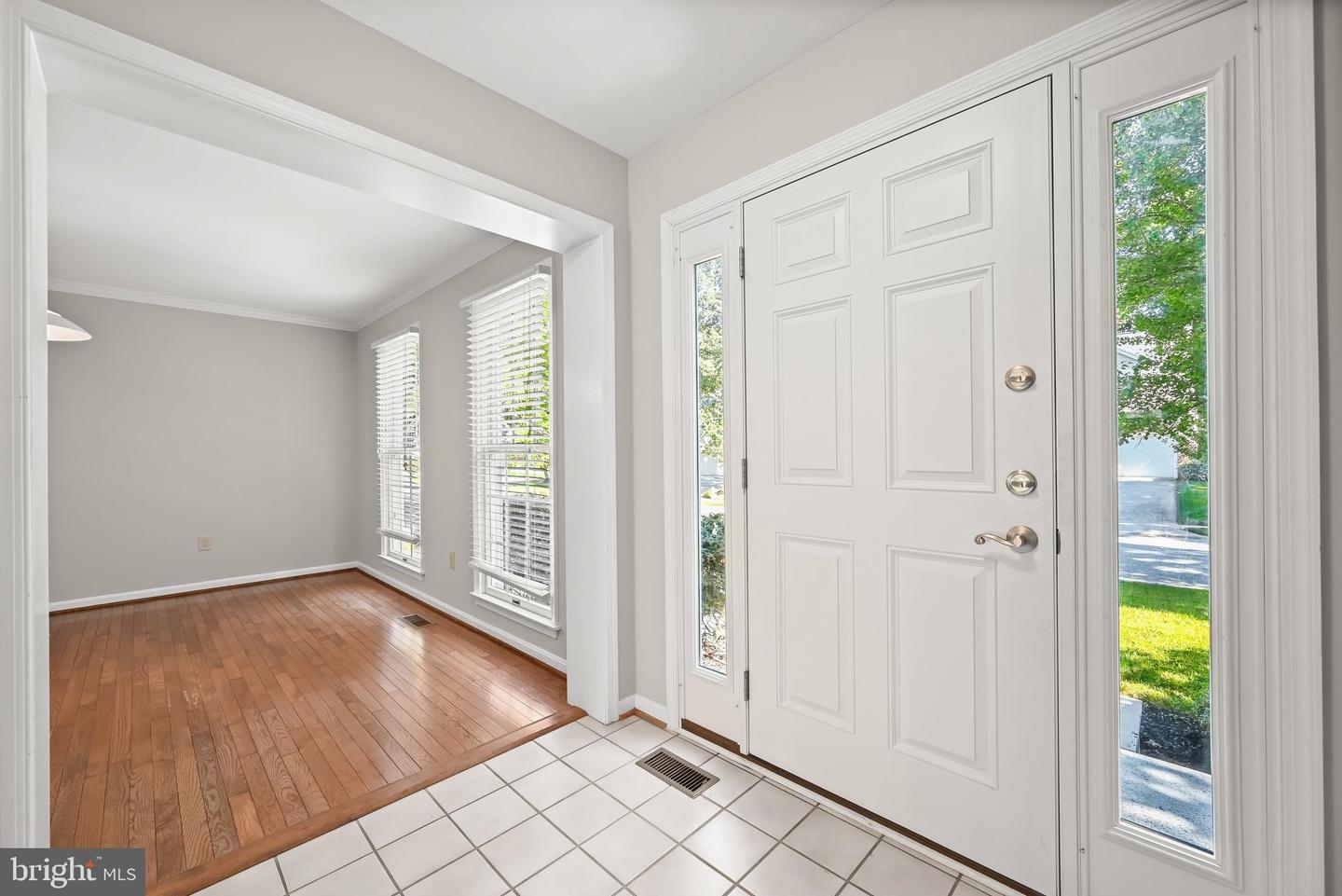 10604 Harpoon Hl Property Photo 2