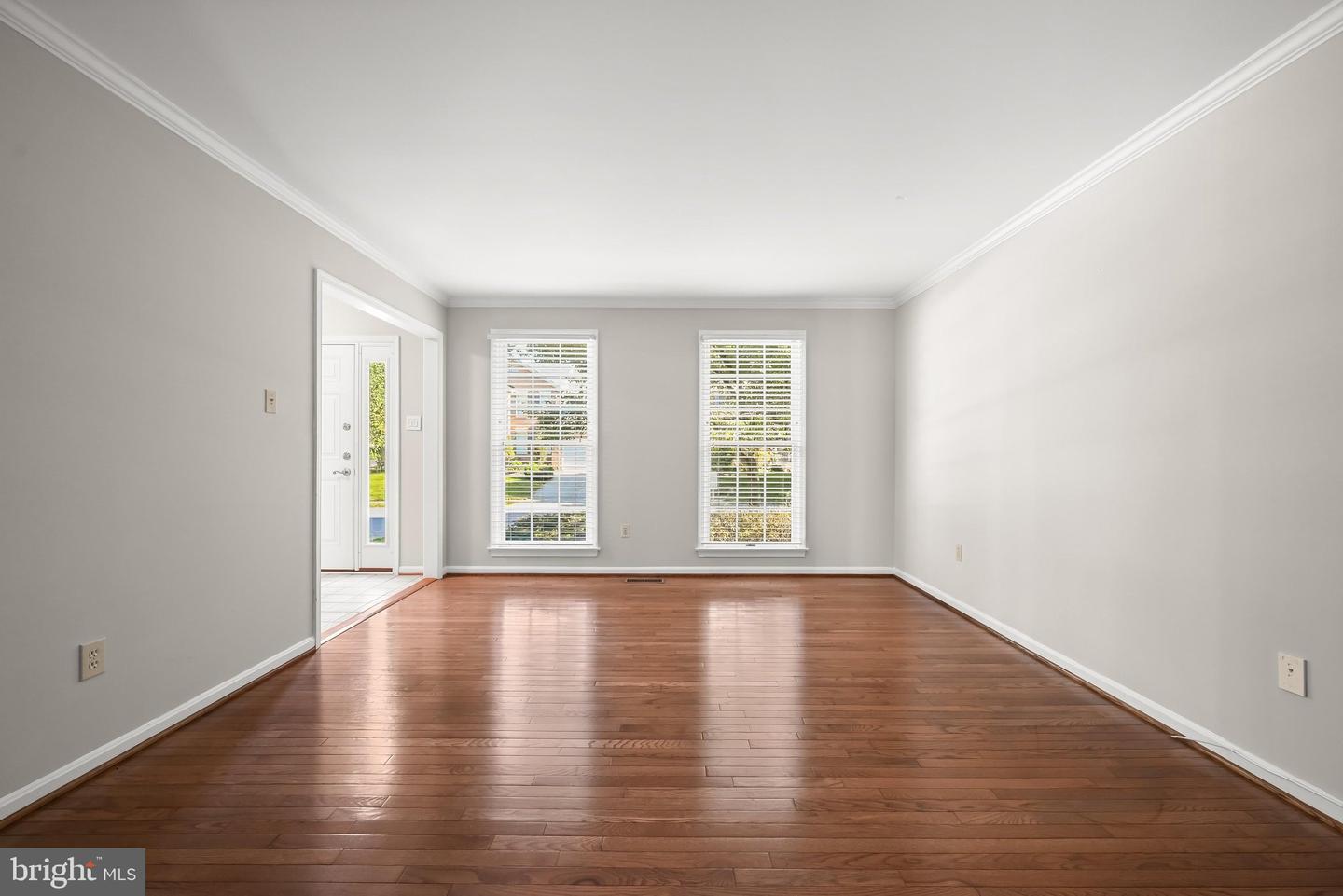 10604 Harpoon Hl Property Photo 6