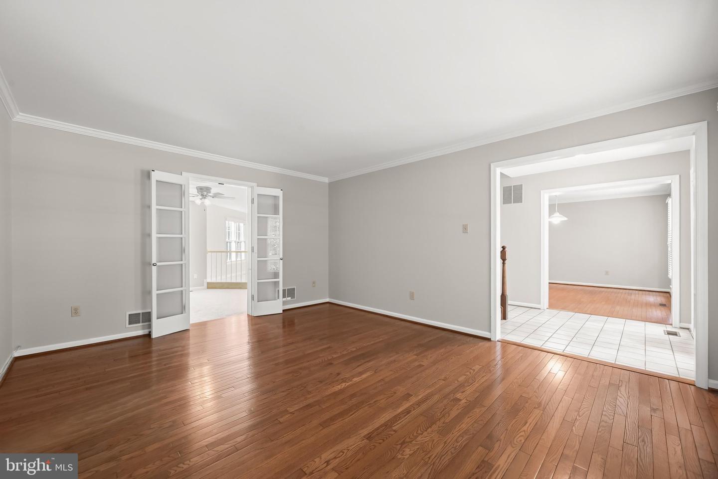 10604 Harpoon Hl Property Photo 8