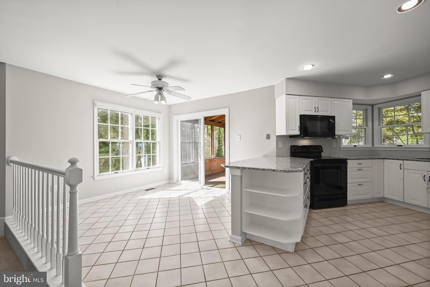 10604 Harpoon Hl Property Photo 19