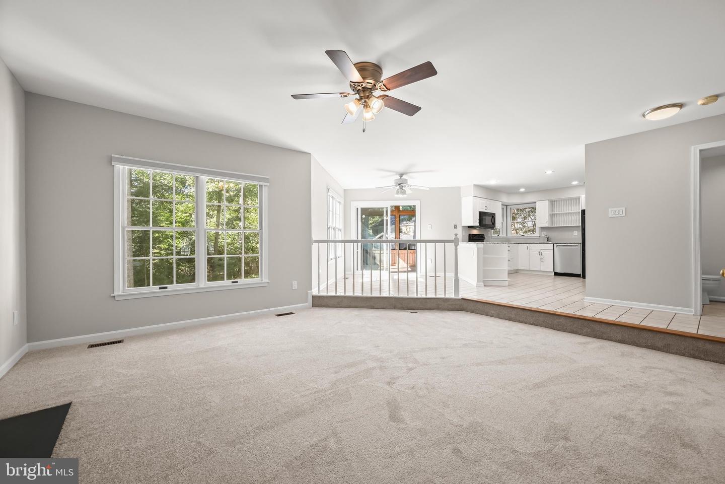 10604 Harpoon Hl Property Photo 28