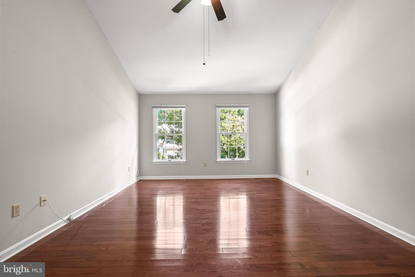 10604 Harpoon Hl Property Photo 36