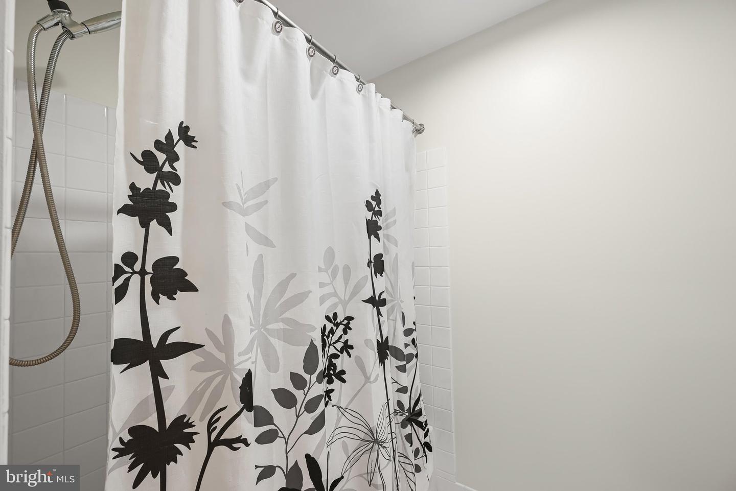 10604 Harpoon Hl Property Photo 51