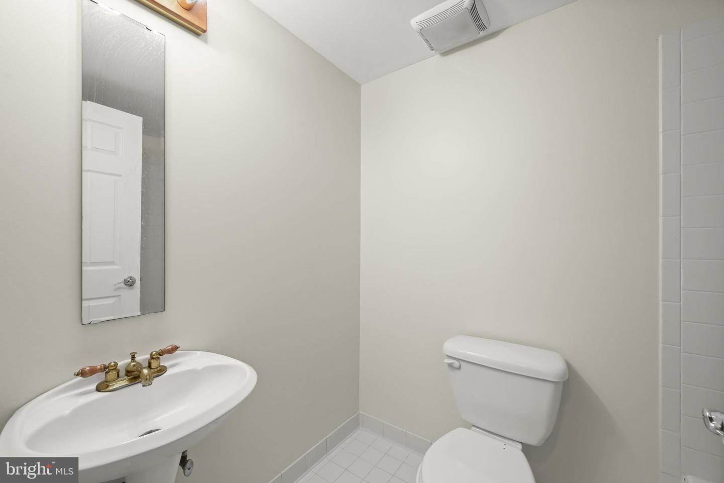 10604 Harpoon Hl Property Photo 57