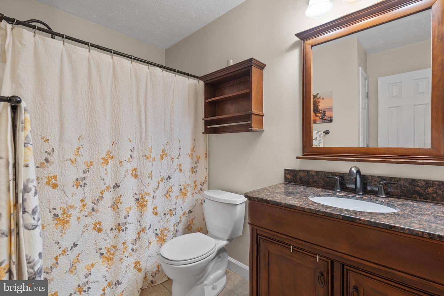 6208 Greenleaf Ln Property Photo 33