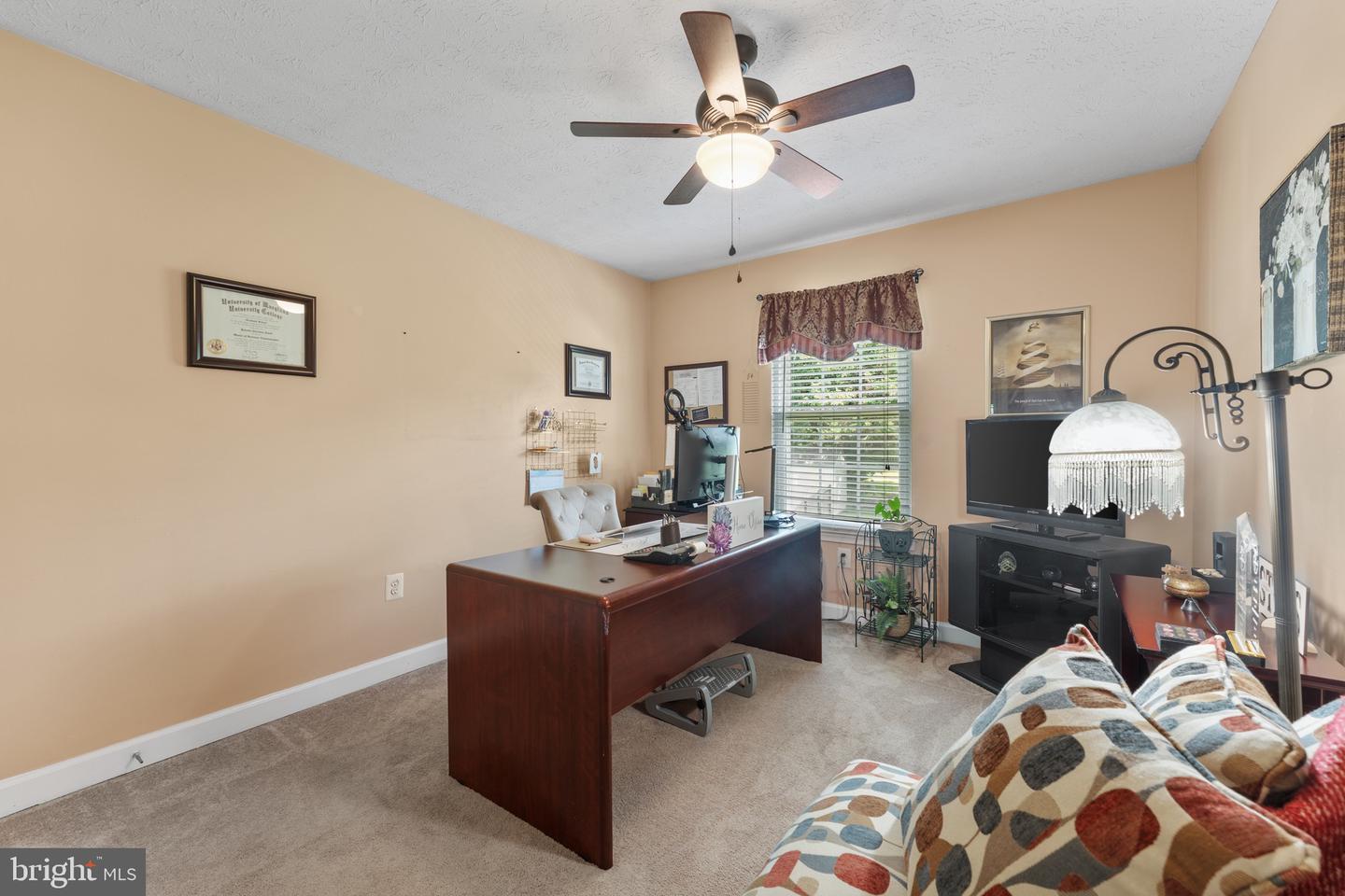 6208 Greenleaf Ln Property Photo 35