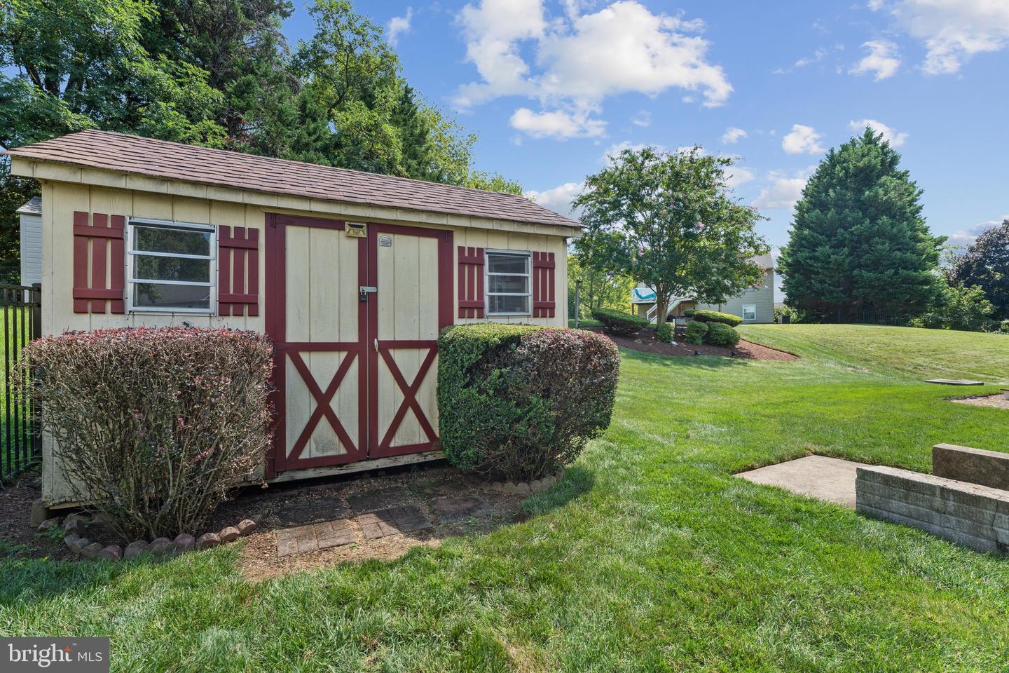 6208 Greenleaf Ln Property Photo 52