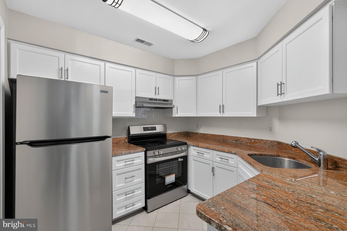 4986 Dorsey Hall Dr #c-3 Property Photo 7
