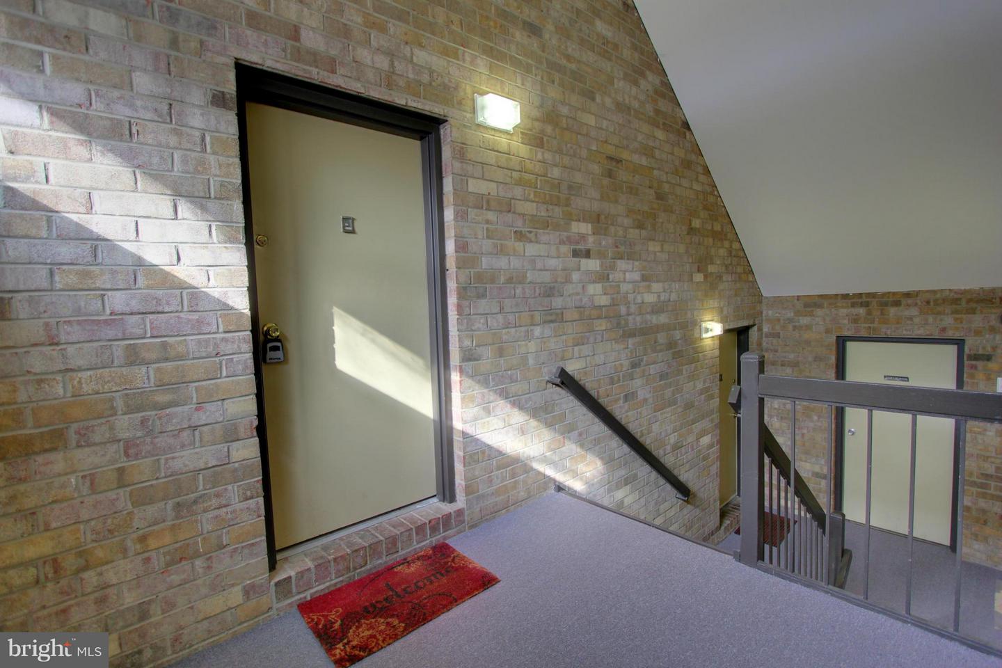 10566 Twin Rivers Rd #f-1 Property Photo 3