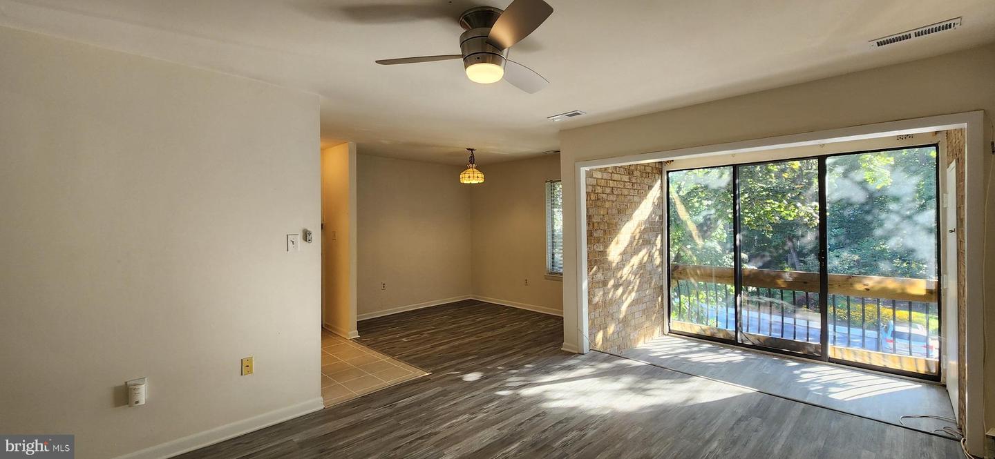 10566 Twin Rivers Rd #f-1 Property Photo 11