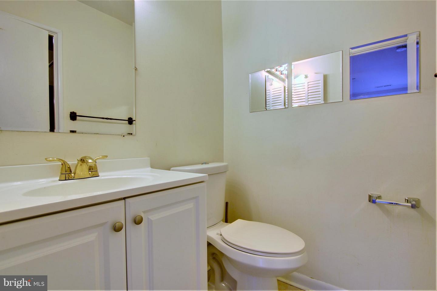 10566 Twin Rivers Rd #f-1 Property Photo 24