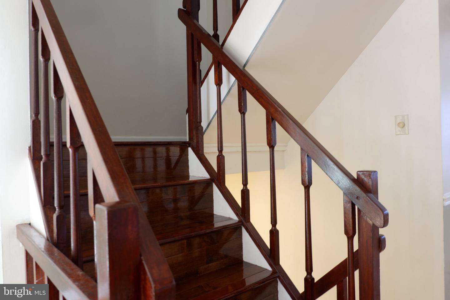 8284 Mary Lee Ln Property Photo 9