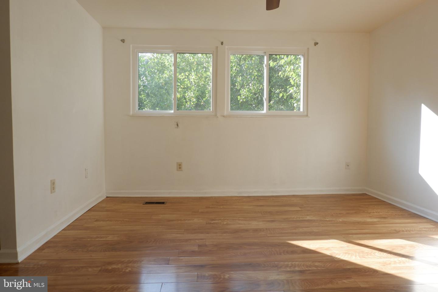 8284 Mary Lee Ln Property Photo 10