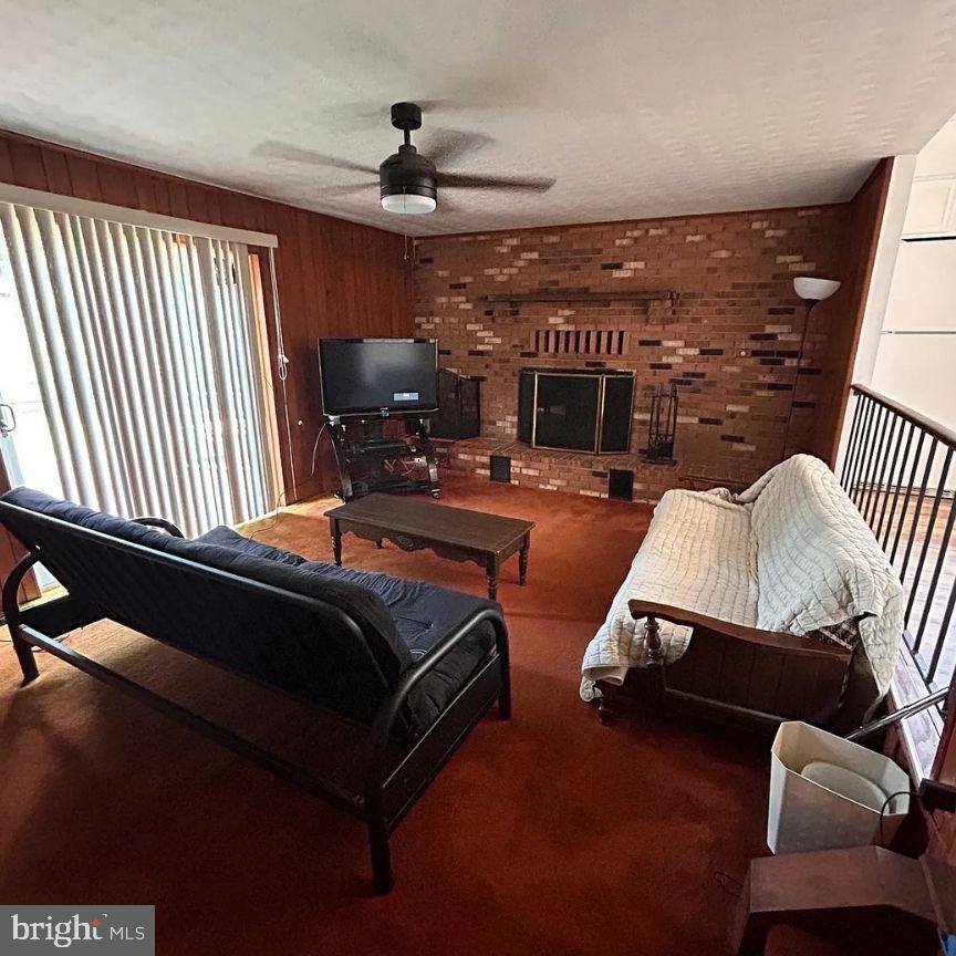 7913 Red Jacket Way Property Photo 3