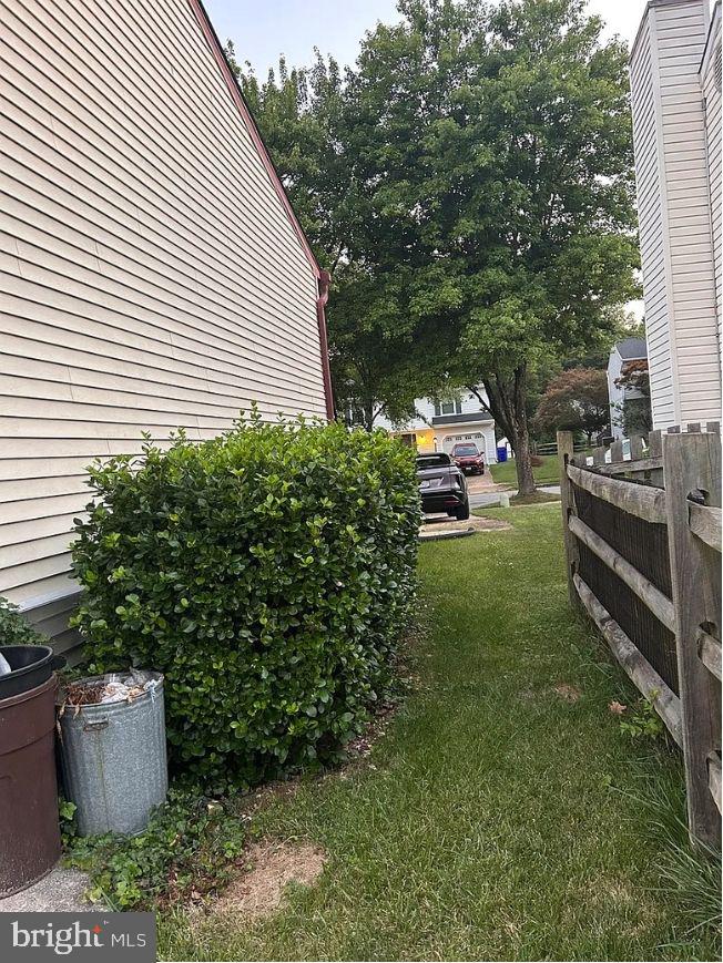 7913 Red Jacket Way Property Photo 9