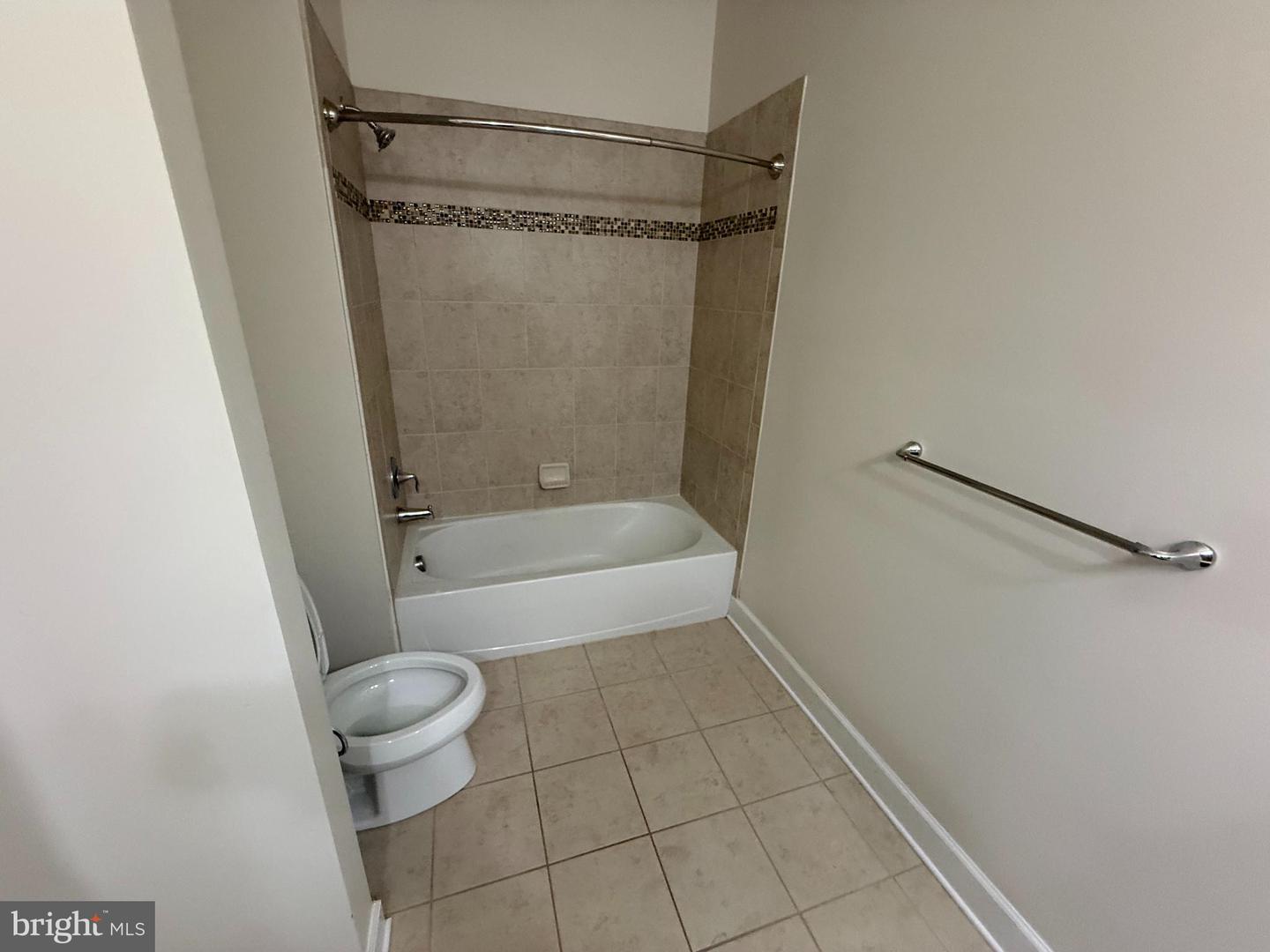 10905 Fairmont Ln Property Photo 12