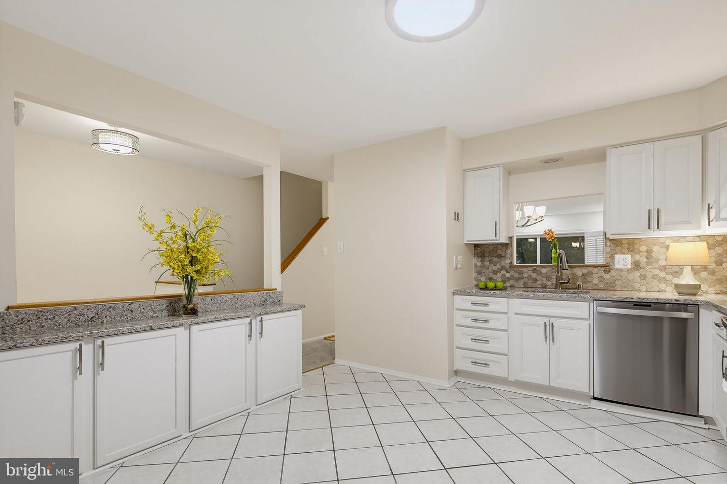 11767 Stonegate Ln Property Photo 6