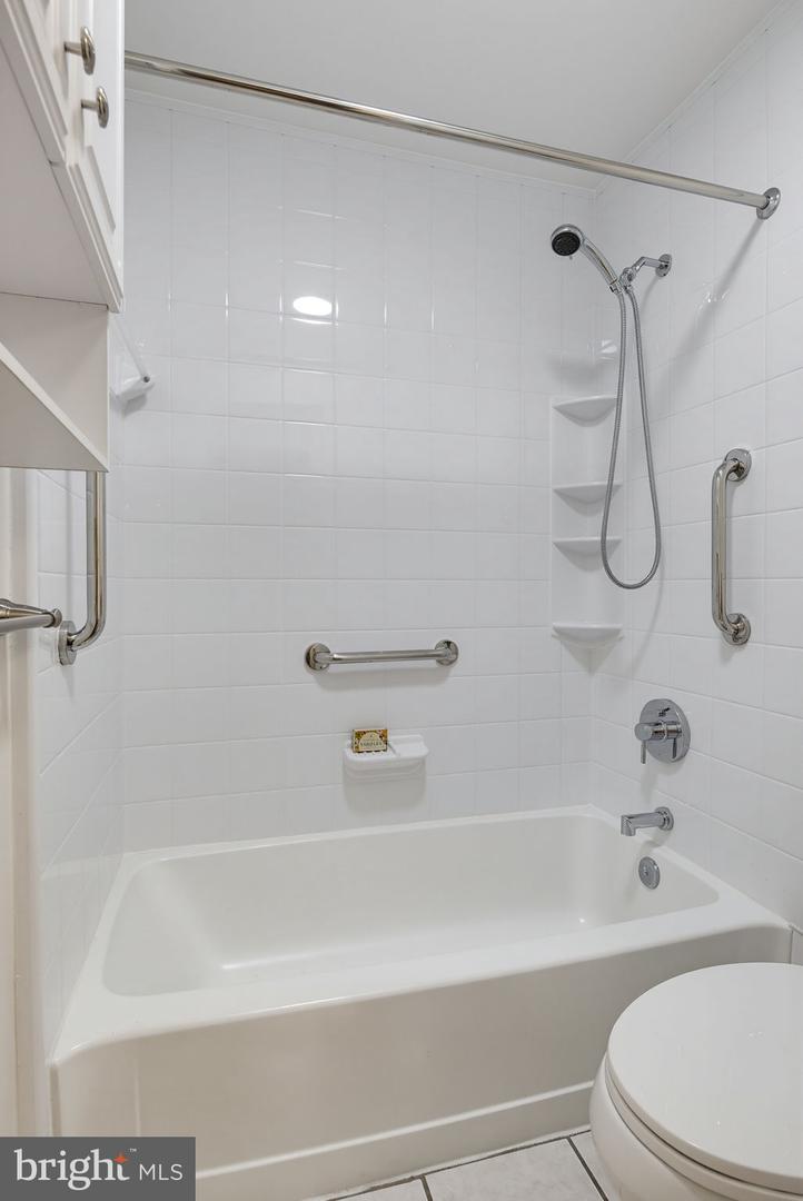 11767 Stonegate Ln Property Photo 22