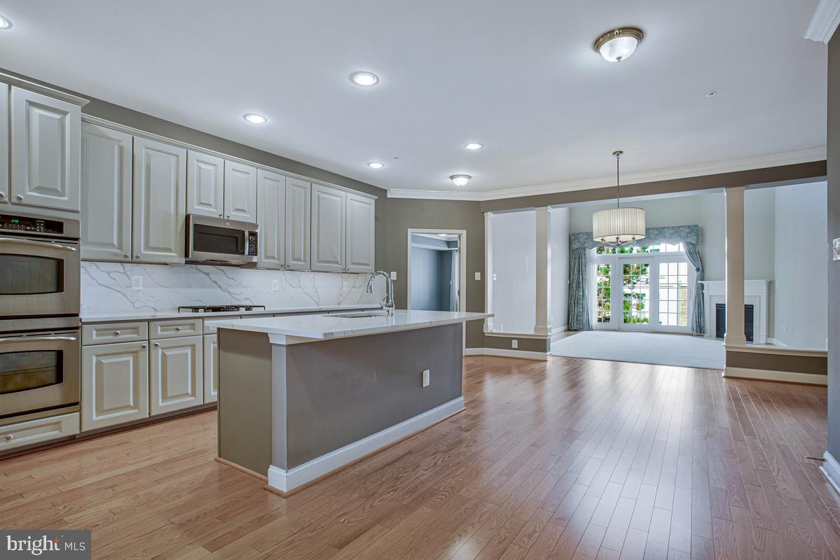8833 Shining Oceans Way #41 Property Photo 7
