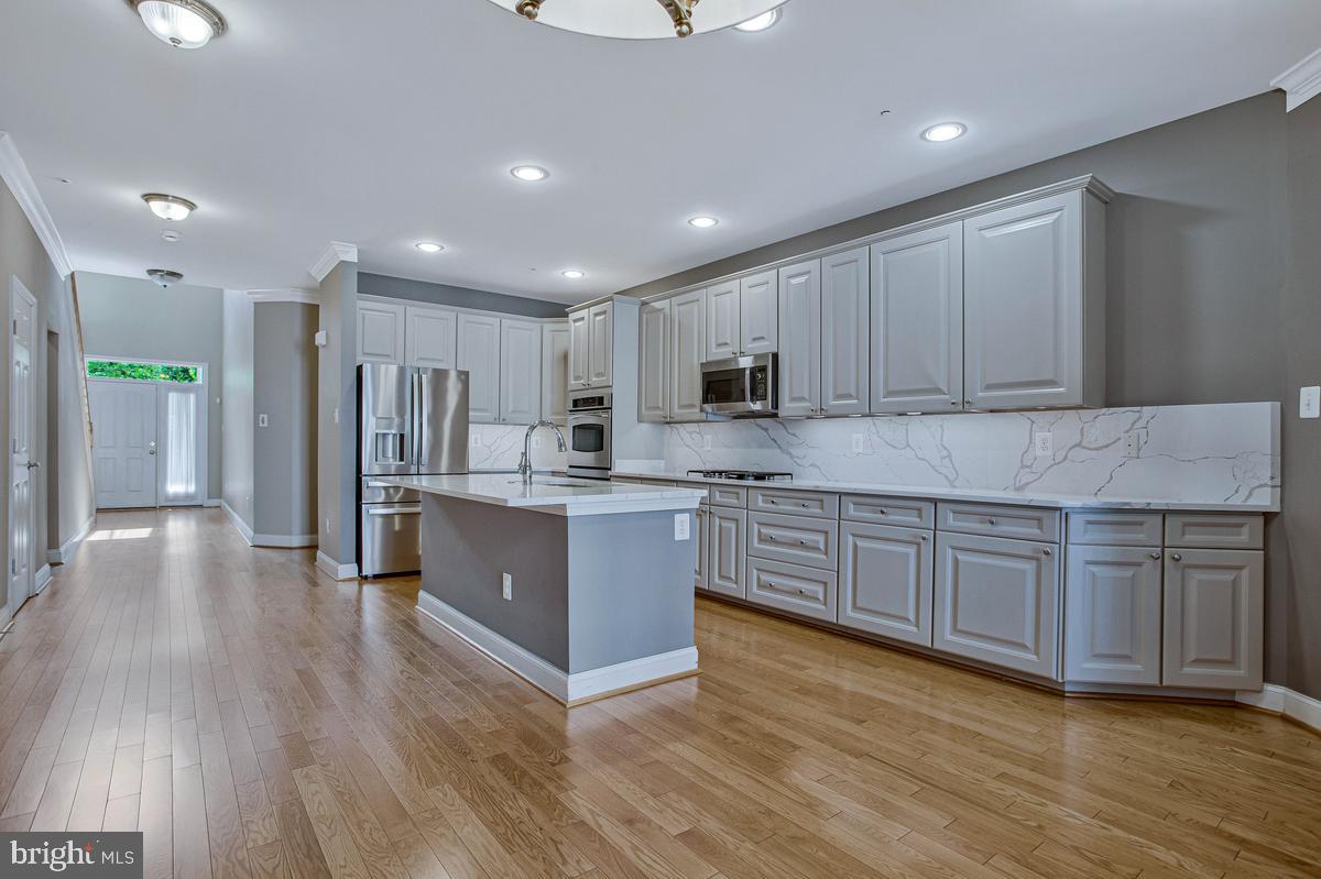 8833 Shining Oceans Way #41 Property Photo 9
