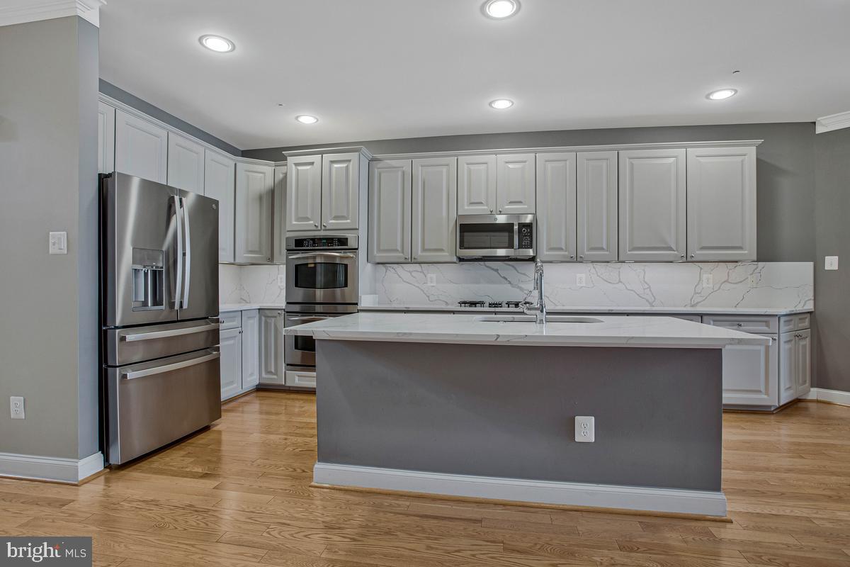 8833 Shining Oceans Way #41 Property Photo 10