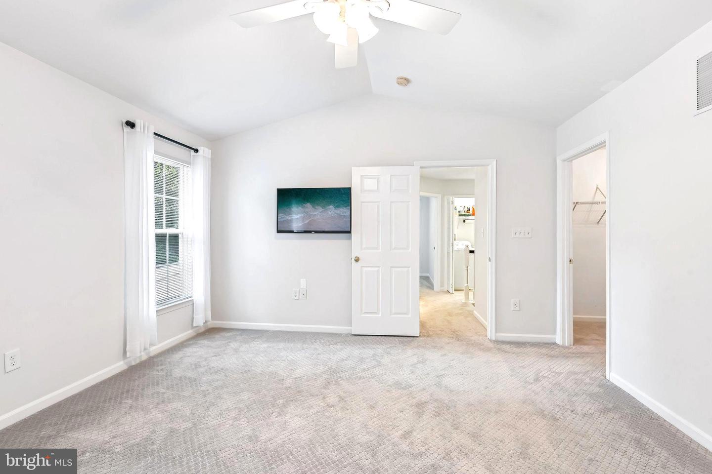 7239 Lyndsey Way Property Photo 16