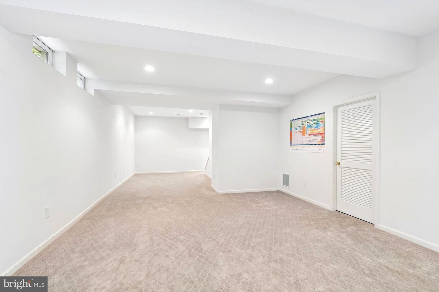 7239 Lyndsey Way Property Photo 30