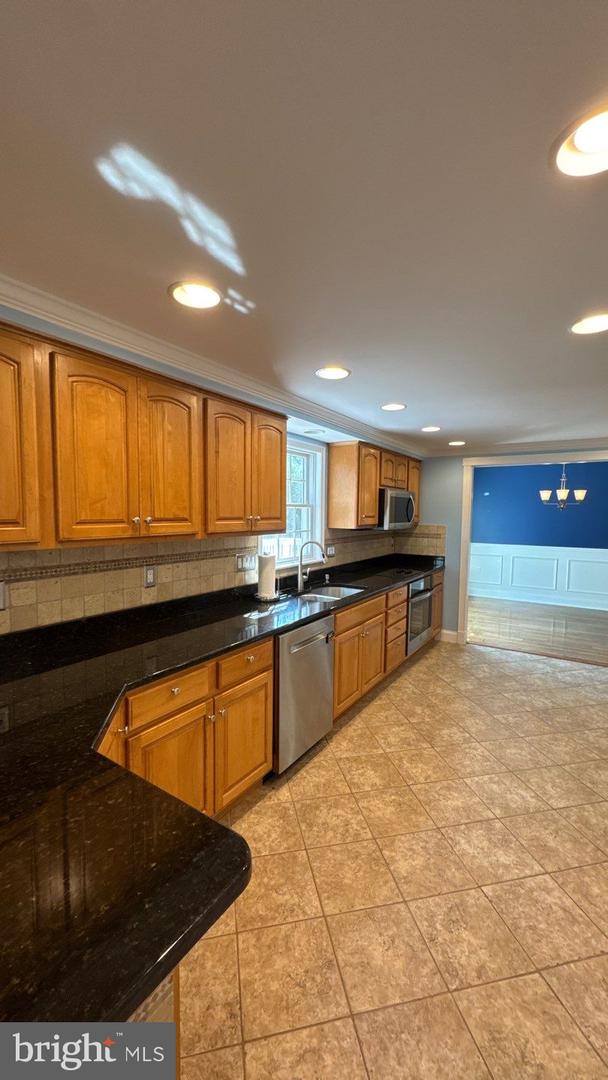 9205 Tunemaker Ter Property Photo 7