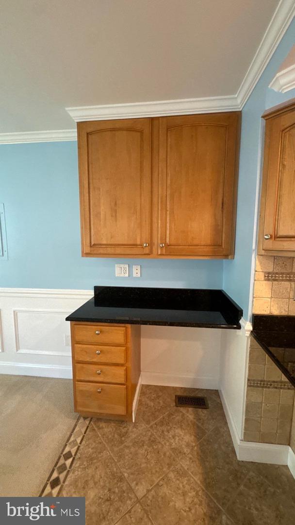 9205 Tunemaker Ter Property Photo 9