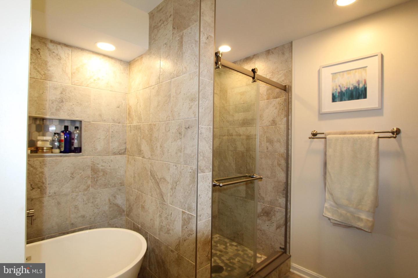 5145 Columbia Rd #831 Property Photo 7