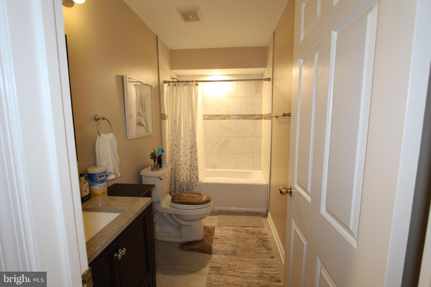 5145 Columbia Rd #831 Property Photo 13
