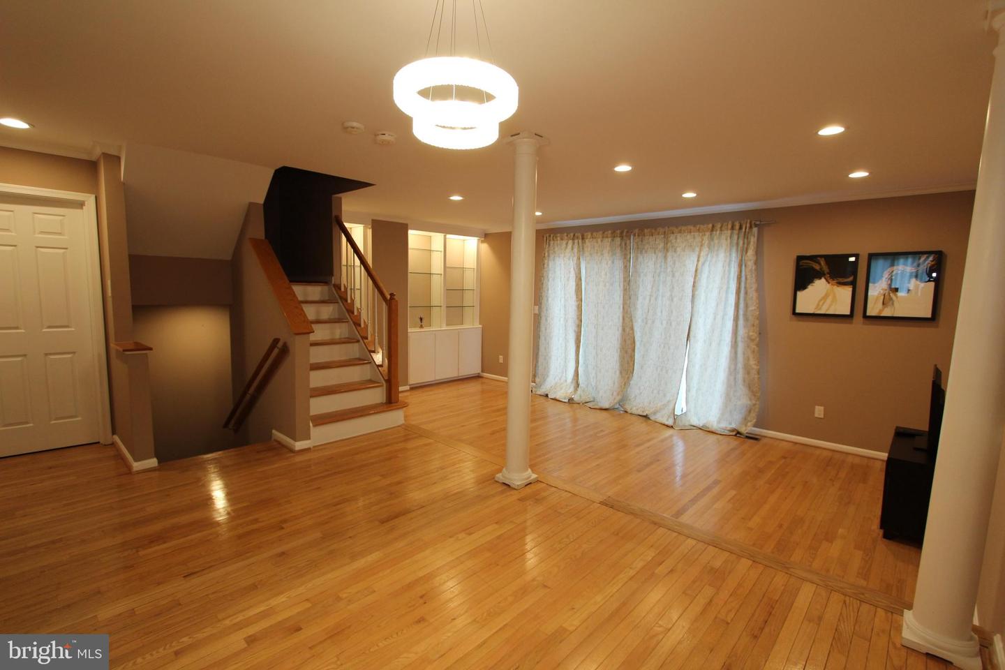 5145 Columbia Rd #831 Property Photo 16