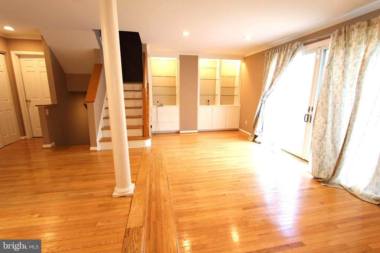 5145 Columbia Rd #831 Property Photo 17
